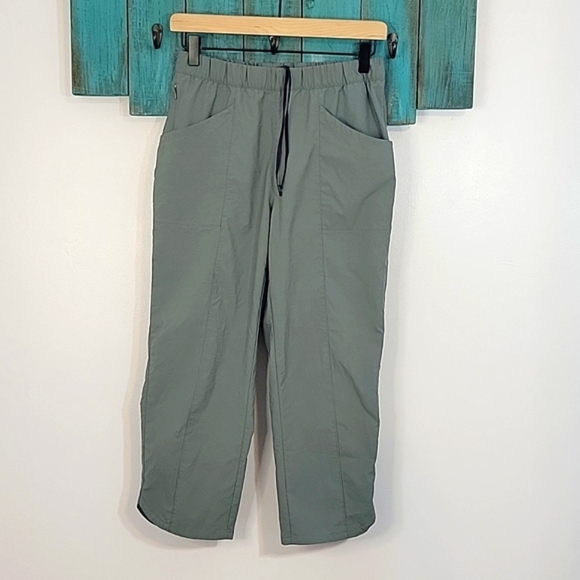 Patagonia Pants - Patagonia "High Spy" cropped hiking outdoor pants 2019